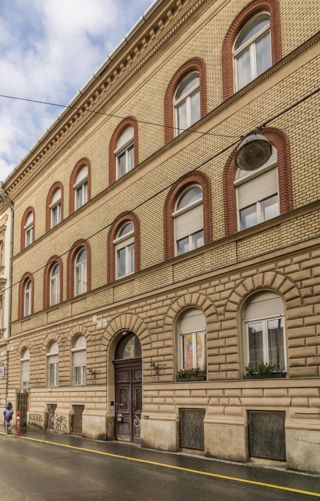 Exlcusive & City Central Located Suite By Prestige Homes Budapeste Exterior foto